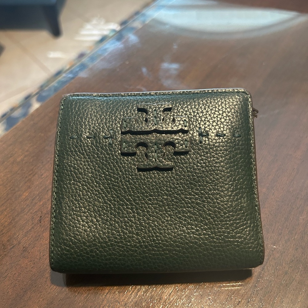 Tory Burch McGraw Green Leather Wallet